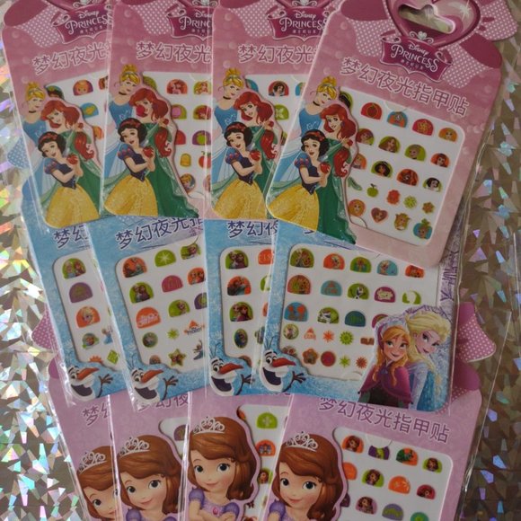 NEW! Set 18 Princess Nail Decals ~ Discounted Shipping - Picture 4 of 6